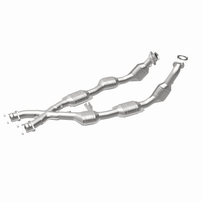 MagnaFlow Direct Fit Catalytic Converter 96-98 Mustang 4.6L 6-Cats