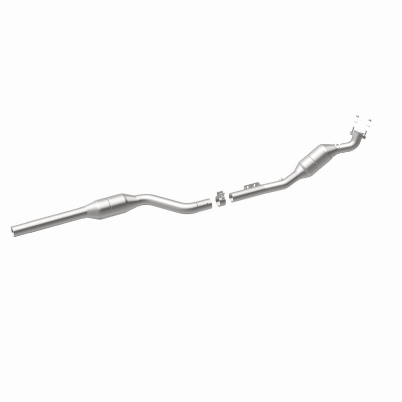 MagnaFlow Direct Fit Catalytic Converter 00-02 Mercedes E430 4.3L