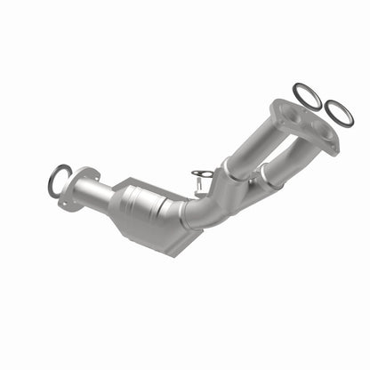 MagnaFlow Direct Fit Catalytic Converter 01-04 Toyota Tacoma 2.7L