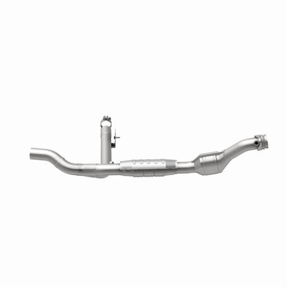 MagnaFlow Direct Fit Catalytic Converter 99 Ford F-150 4.6L