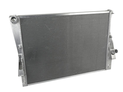 Radiador de alumínio aFe BladeRunner Street Series 08-10 Ford Diesel Trucks 6,4 litros