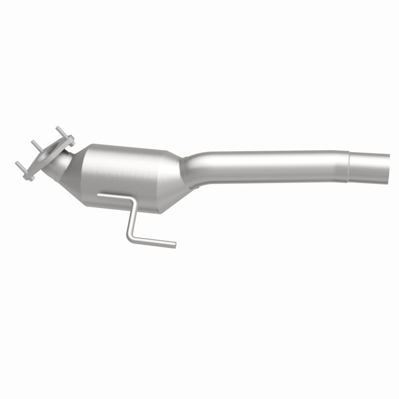 MagnaFlow Direct Fit Catalytic Converter 04-07 VW Touareg 4.2L Passenger Side