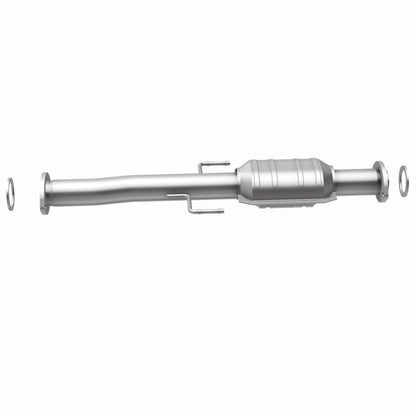 MagnaFlow Direct Fit Catalytic Converter 02-03 Toyota Tacoma 2.4L