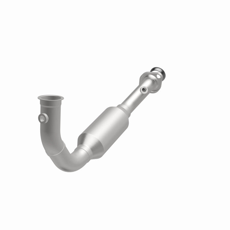 MagnaFlow Direct Fit Catalytic Converter OEM 2004 Jeep Liberty Underbody