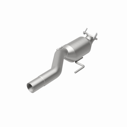 MagnaFlow Direct Fit Catalytic Converter 04-07 VW Touareg 4.2L Driver Side