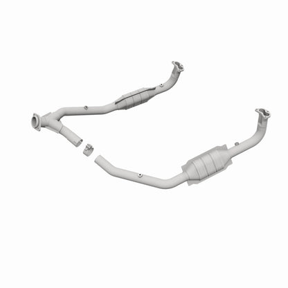 MagnaFlow DF Cat. Conv 97 Land Rover Defender 90 4.0L Y-Pipe Assy / 96-99 Discovery 4.0L Y-Pipe Assy