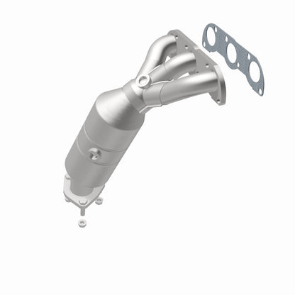 MagnaFlow Direct Fit Catalytic Converter 04-05 Suzuki Verona 2.5L