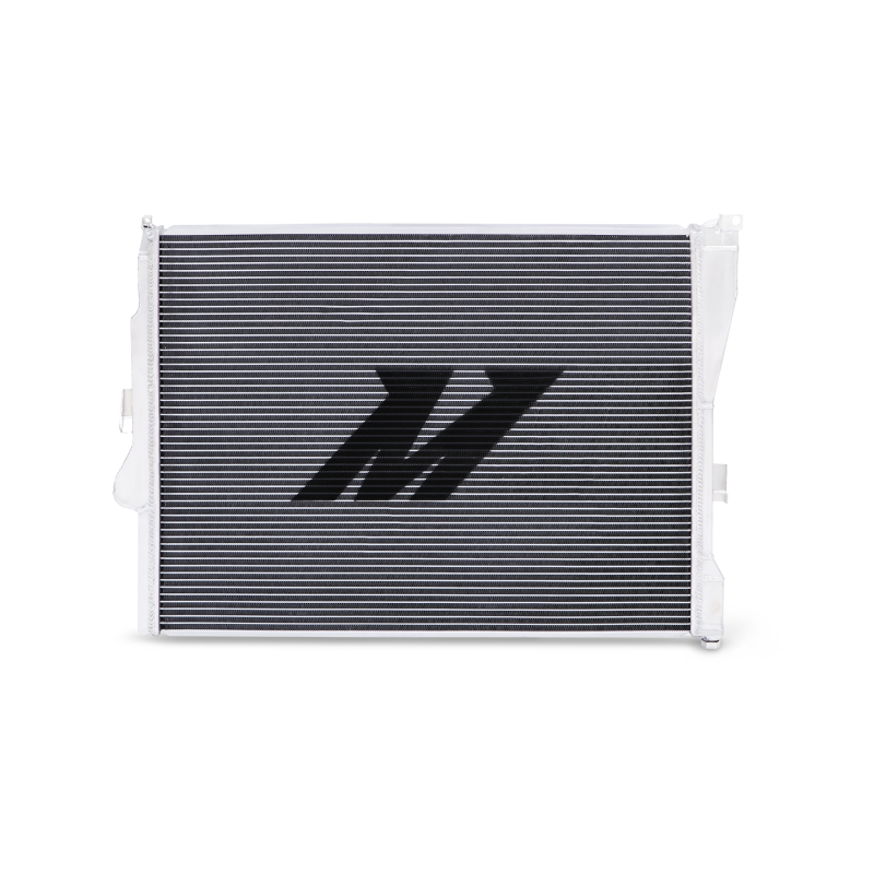 Mishimoto 99-06 BMW 323i/323i/328i/330i Performance Radiador de alumínio