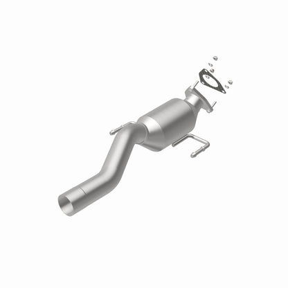 MagnaFlow Direct Fit Catalytic Converter 04-06 Porsche Cayenne 3.2L