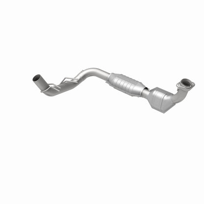 MagnaFlow Direct Fit Catalytic Converter 97-98 Ford Trucks 5.4L