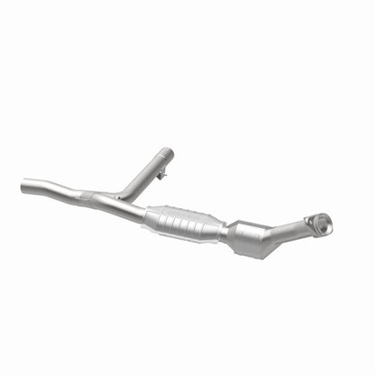 MagnaFlow Direct Fit Catalytic Converter 01-03 F150 5.4 Passenger Side OEM