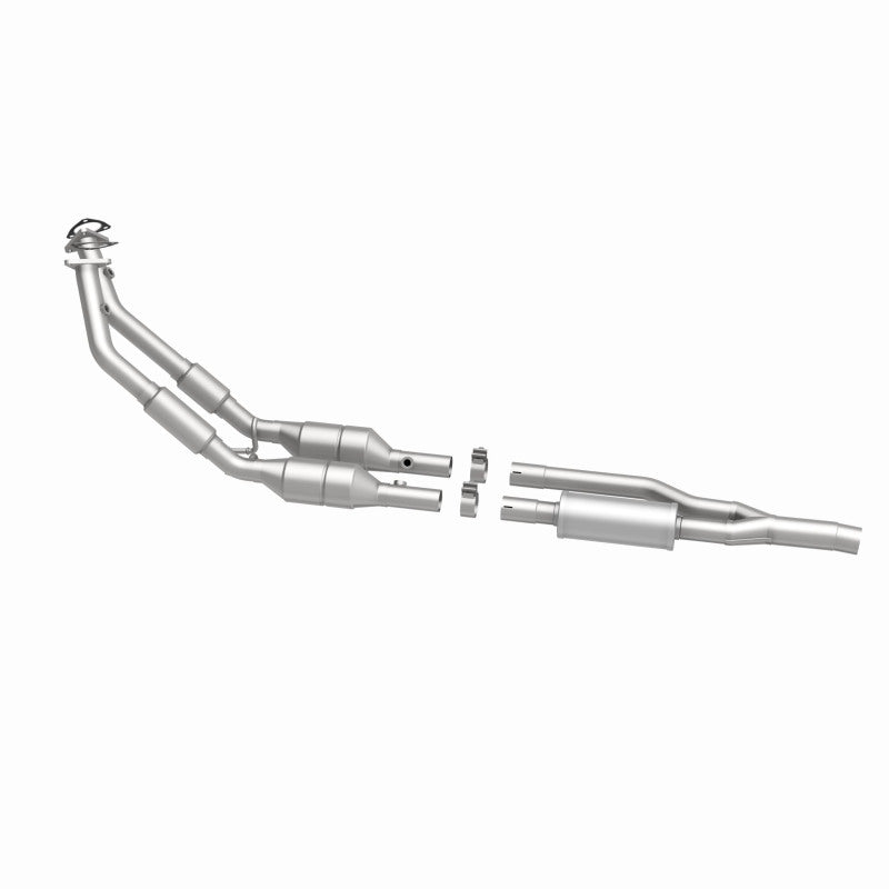 MagnaFlow Direct Fit Catalytic Converter TT QUATTRO-08 3.2L OEM