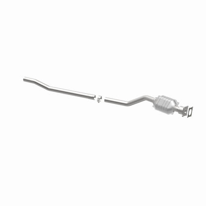 MagnaFlow Direct Fit Catalytic Converter 01-03 Caravan/Voyager 3.3L