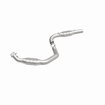 MagnaFlow Direct Fit Catalytic Converter 03-05 Express 2500 4.8L Driver Side