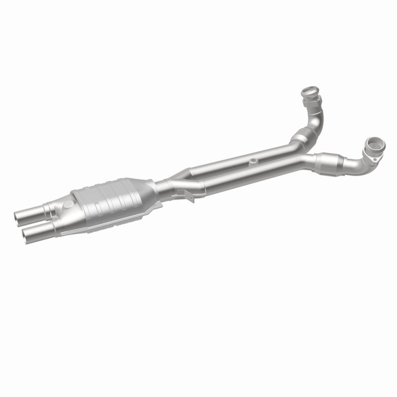 MagnaFlow Direct Fit Catalytic Converter 81-86 Alfa Romeo GTV6 2.5L