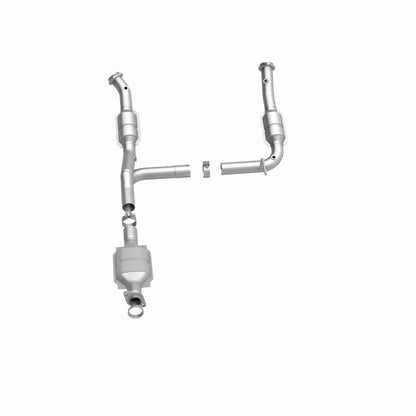 MagnaFlow Direct Fit Catalytic Converter Explorer 02-04 4.6L OEM