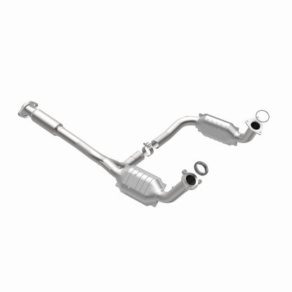 MagnaFlow Direct Fit Catalytic Converter 05-06 GMC Envoy XL Denali