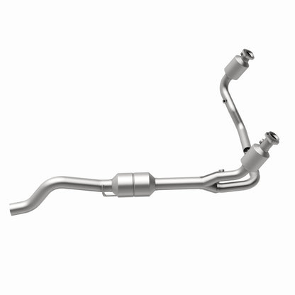 MagnaFlow Direct Fit Catalytic Converter 00-03 Dodge Durango 4.7L