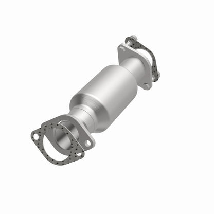 MagnaFlow Direct Fit Catalytic Converter 2011 Kia Sorento 3.5 Underbody