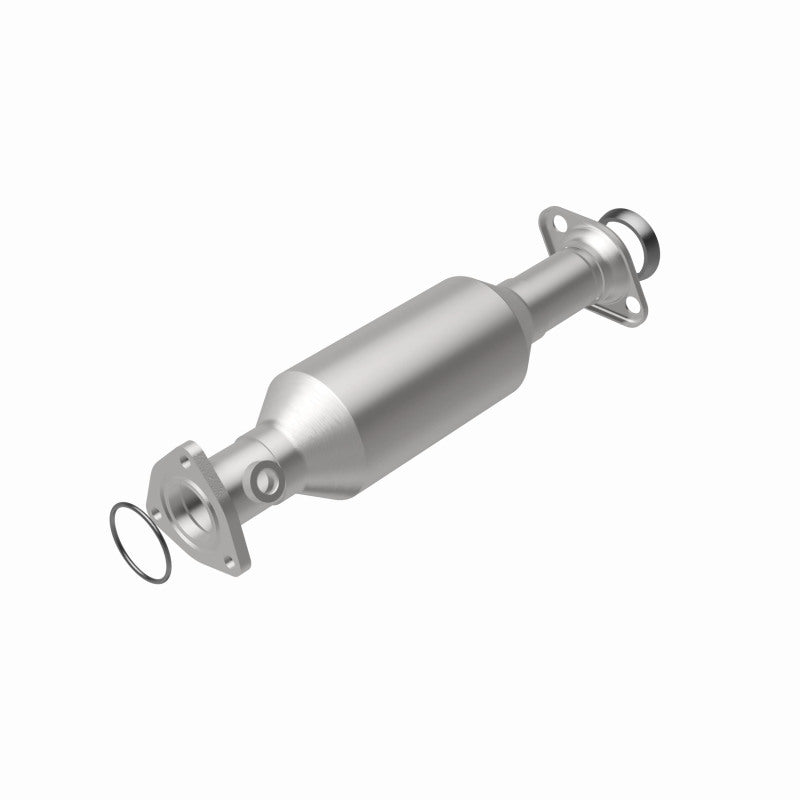MagnaFlow Direct Fit Catalytic Converter 97-01 Honda CR-V 2.0L