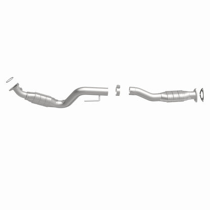 MagnaFlow Direct Fit Catalytic Converter 03-05 Express 2500 4.8L Passenger Side