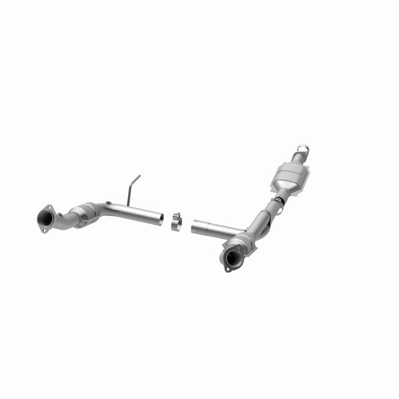 MagnaFlow Direct Fit Catalytic Converter Explorer 02-04 4.6L OEM