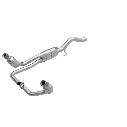 MagnaFlow Direct Fit Catalytic Converter 00-03 Dakota 4.7L