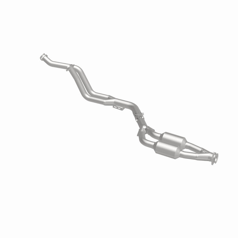 MagnaFlow Direct Fit Catalytic Converter 94-97 Mercedes C280 2.8L