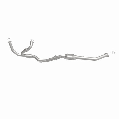 MagnaFlow Direct Fit Catalytic Converter 98-00 Sienna 3.0L