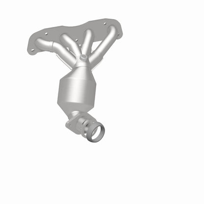 MagnaFlow Direct Fit Catalytic Converter 09-14 Sentra 2.0L Manifold