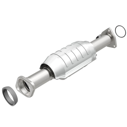 MagnaFlow Direct Fit Catalytic Converter 97-01 Honda CR-V 2.0L