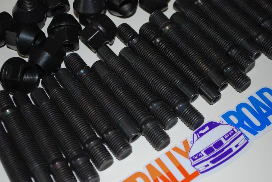 Rally Road - 75mm Bullet Nose Stud Set with Black Lug Nuts 5-Lug (RRBNSWBLN5)