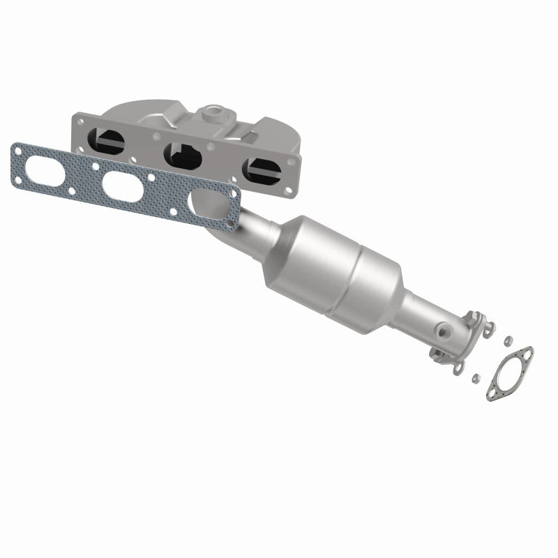 MagnaFlow Direct Fit Catalytic Converter BMW 5 04-05 Rear Mani