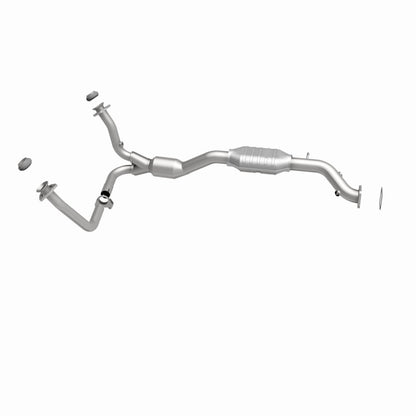 MagnaFlow Direct Fit Catalytic Converter 01-05 Chevy Blazer 4.3L 2WD