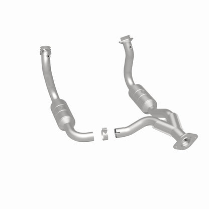 Magnaflow Conv DF 08-10 Ford F-250/F-250 SD/F-350/F-350 SD 5.4L/6.8L / F-450 SD 6.8L Conjunto de tubería en Y
