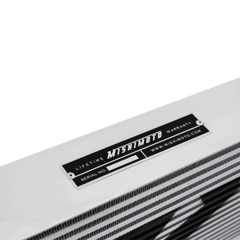 Intercooler Mishimoto Universal Silver R Line Tamaño total: 31x12x4 Tamaño del núcleo: 24x12x4 Entrada / Salida
