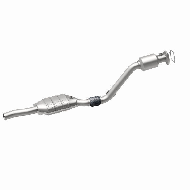 MagnaFlow Direct Fit Catalytic Converter 03 Volkswagen Passat 2.8L