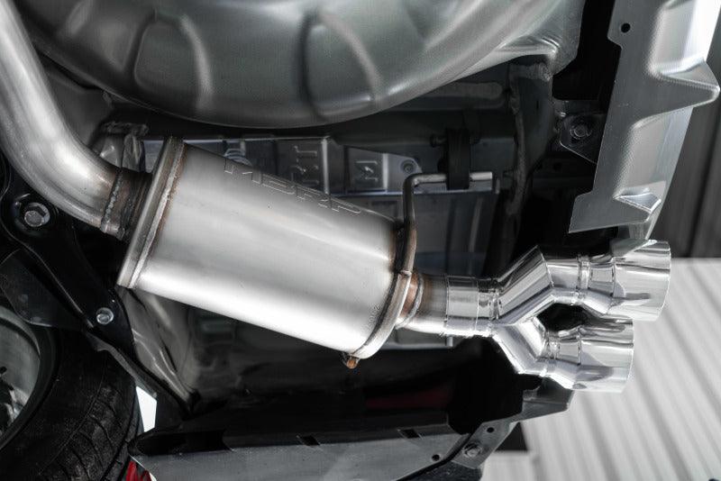 MBRP 15-19 Subaru WRX 2.0L/STI 2.5L 3in Salida trasera doble dividida con puntas CF de 3.5in - T304 Street Version