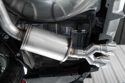 MBRP 15-19 Subaru WRX 2.0L/STI 2.5L 3in Salida trasera doble dividida con puntas CF de 3.5in - T304 Street Version