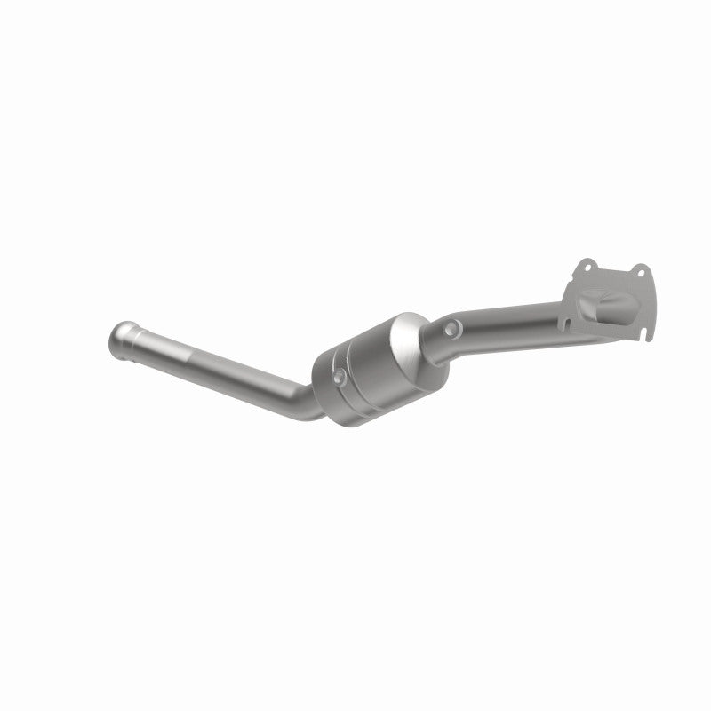 MagnaFlow Direct Fit Catalytic Converter 2011 Grand Cherokee 3.6L DS