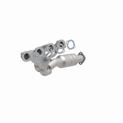 MagnaFlow Direct Fit Catalytic Converter 02-03 BMW 745i 4.4L