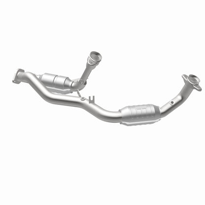 MagnaFlow Direct Fit Catalytic Converter 96-99 Taurus 3.4L Front C