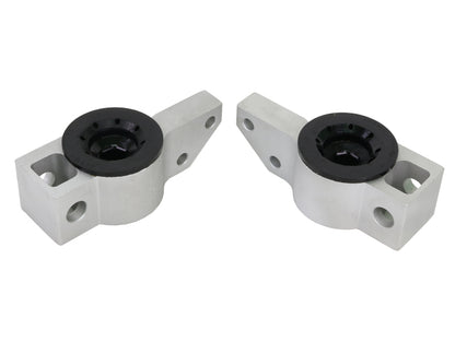 Whiteline Plus 04-12 Volkwagen Golf, 04-12 Audi A3 Conjunto de buchas dianteiras do braço de controle inferior interno