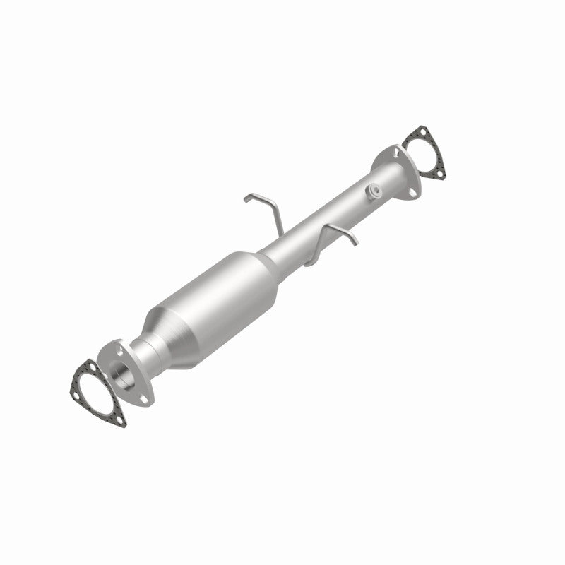 MagnaFlow Direct Fit Catalytic Converter 96-00 GM S-10/Sonoma/Homb