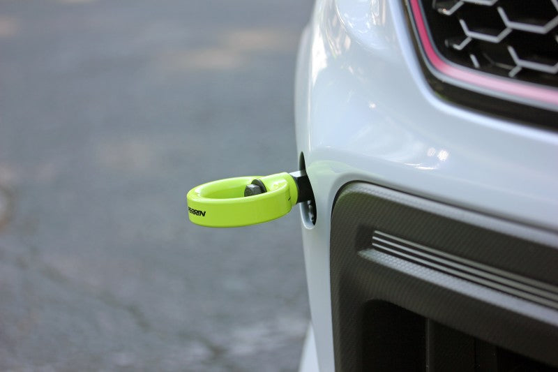 Perrin 18-21 WRX/STI / 13-20 BRZ / 17-20 Toyota 86 Kit de gancho de remolque delantero - amarillo neón