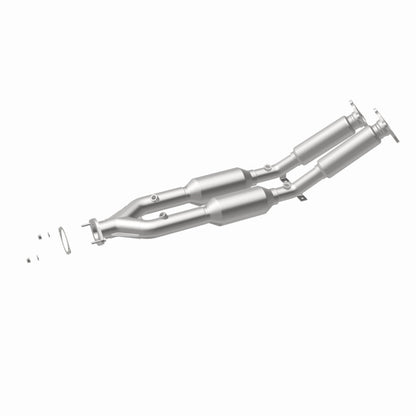 MagnaFlow Direct Fit Catalytic Converter 99-01 Volvo S80 2.8L