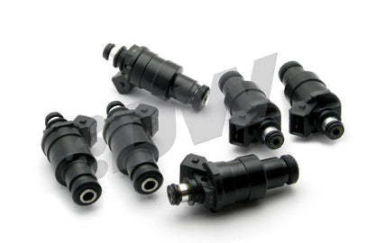 DeatschWerks 89-02 Skyline GTR RB26DETT 550cc Injetores de baixa impedância de alimentação superior