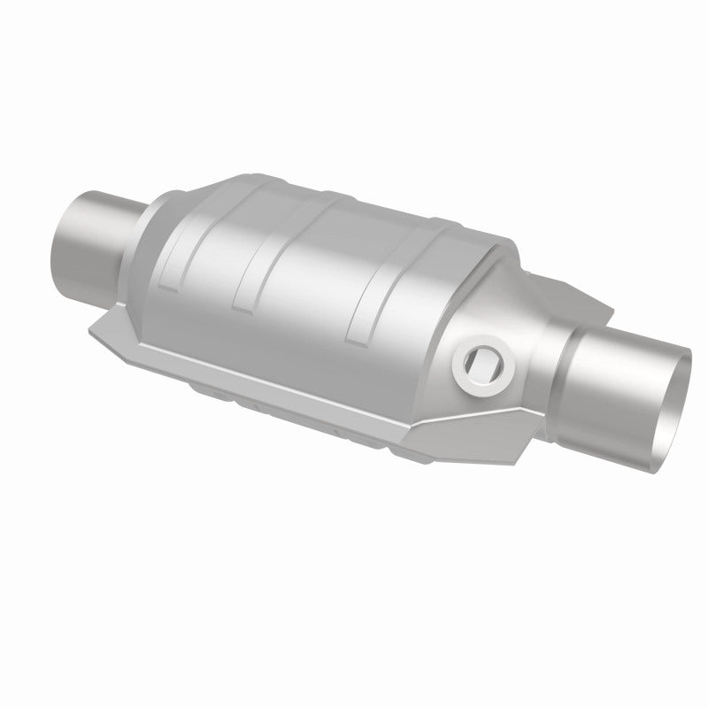 MagnaFlow Universal Catalytic Converter 2 W/Single O2 Boss