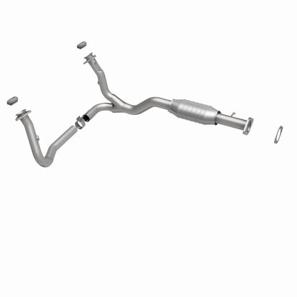 MagnaFlow Direct Fit Catalytic Converter 2000 S10/Sanoma 4.3L
