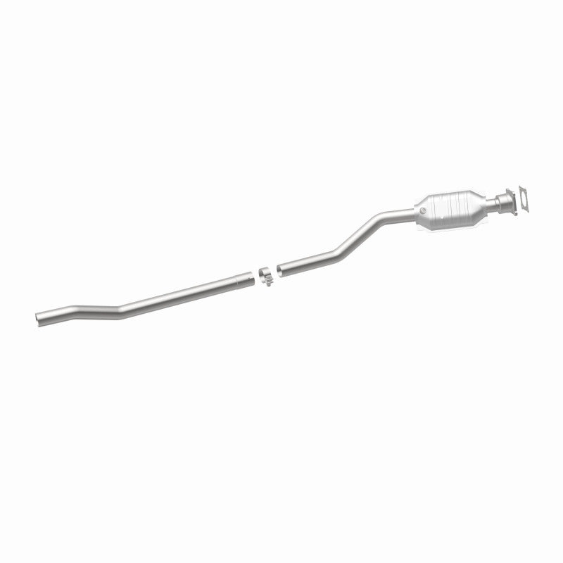 MagnaFlow Direct Fit Catalytic Converter 01-03 Caravan/Voyager 3.3L
